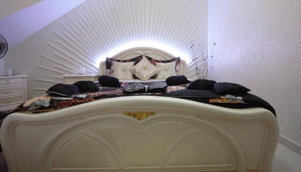 Apartment Penthouse Chisinau Bagian luar foto